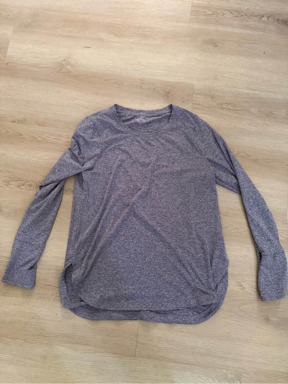 Athleta Long-Sleeve Crewneck Top in Heather purple/Gray size large